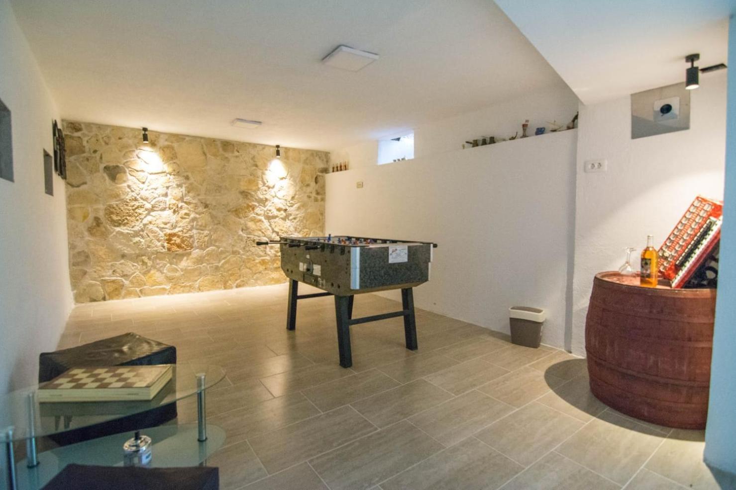 Village Holiday Apartman With Heated Pool Maslina Kostanje Dış mekan fotoğraf